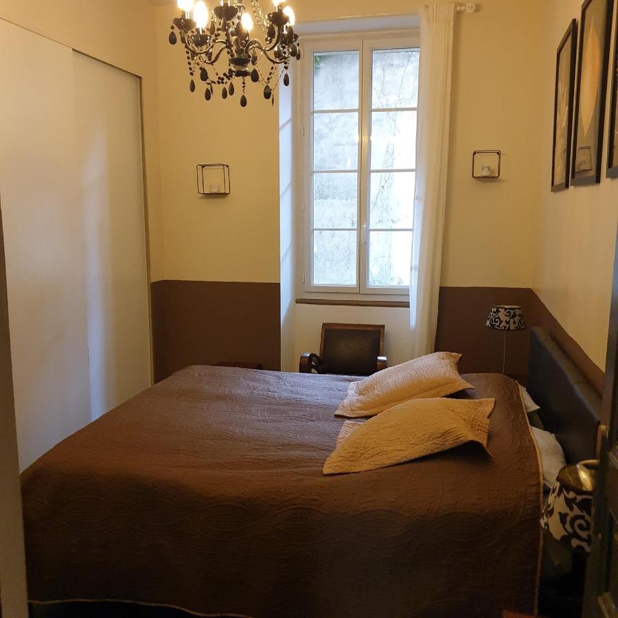 Appartement Intra Muros 8 Personnes Climatise Wifi Stationnement Facile Avignon Ngoại thất bức ảnh